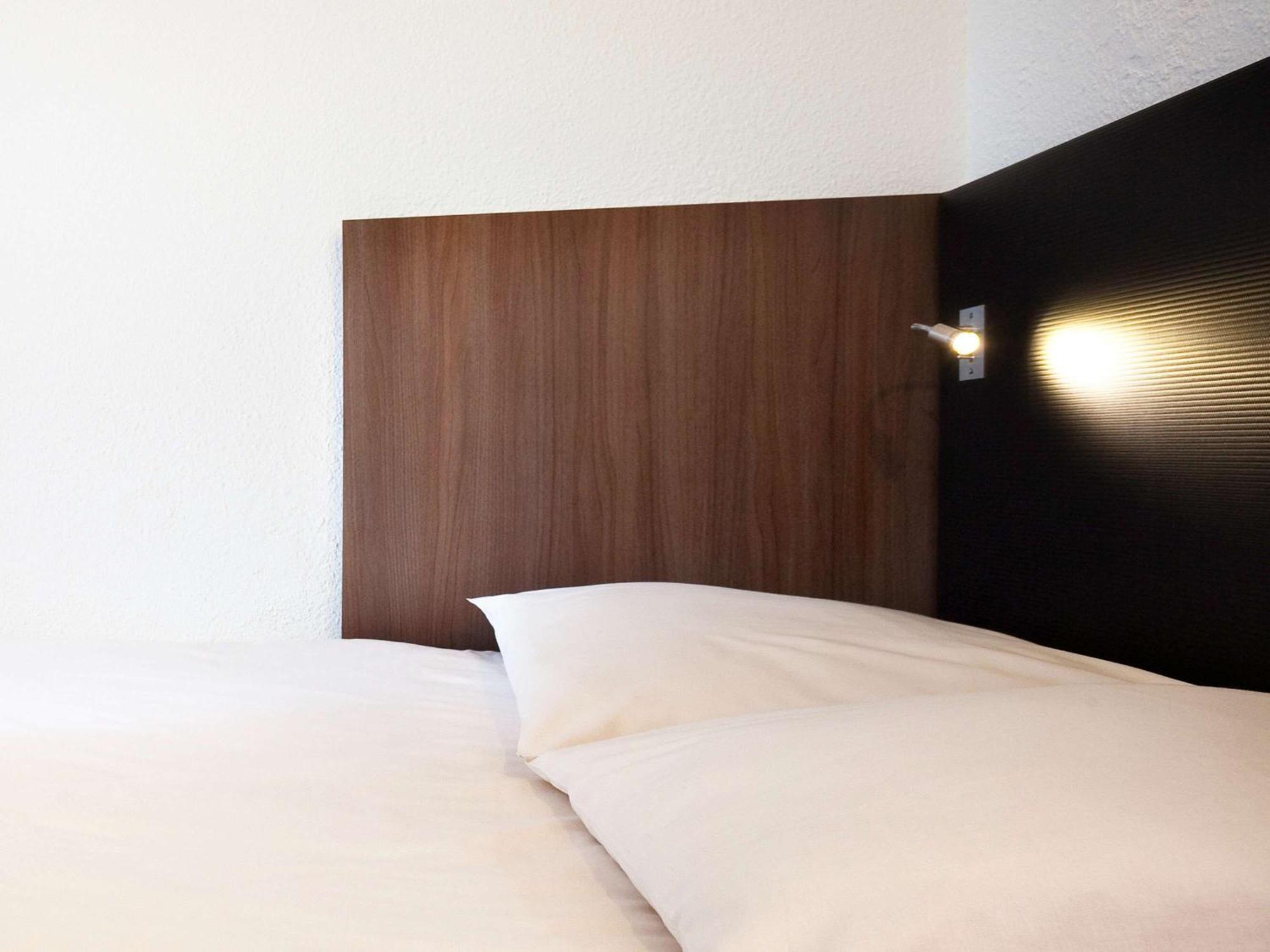 Ibis Styles Paris Republique Le Marais Hotel Exterior photo