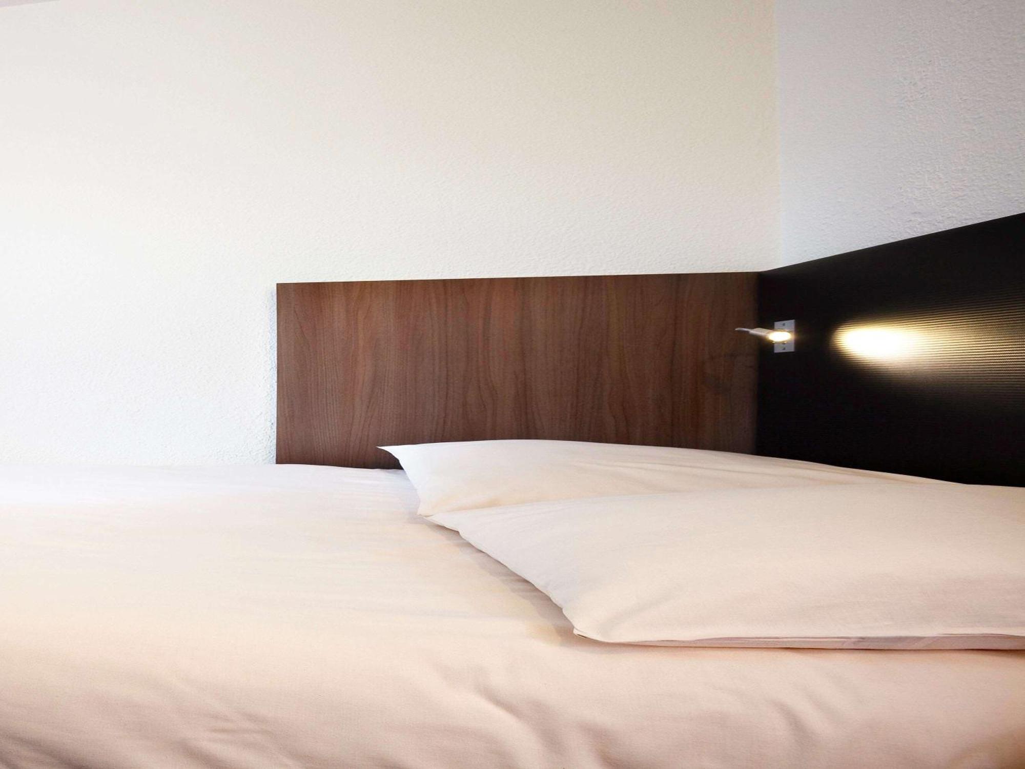 Ibis Styles Paris Republique Le Marais Hotel Exterior photo