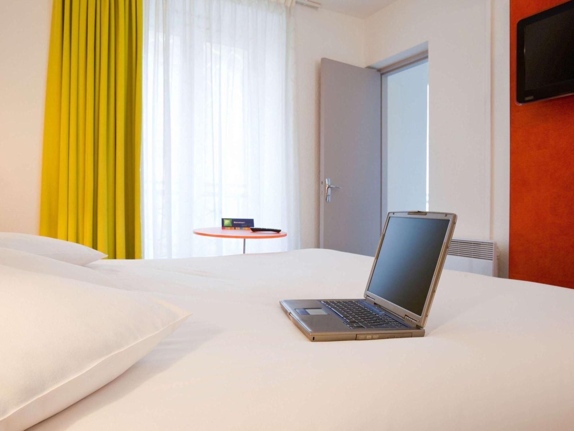 Ibis Styles Paris Republique Le Marais Hotel Exterior photo
