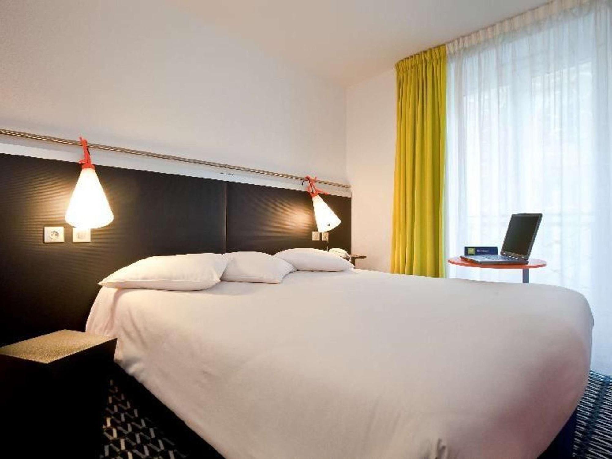 Ibis Styles Paris Republique Le Marais Hotel Exterior photo